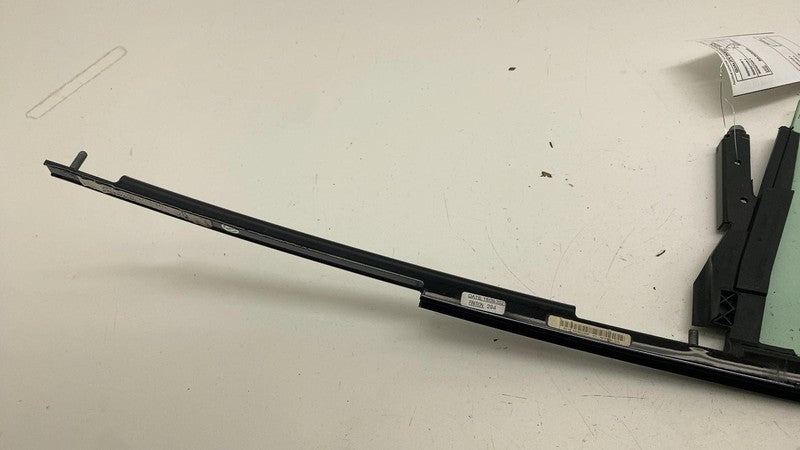 ⭕ 2022 Mercedes Benz EQS Front Left Quarter Door Window Glass Vent A29