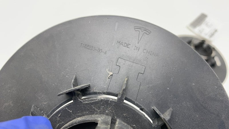 118823300A 2020-2023 Tesla Model Y MY 20" Uberturbine Center Cap Induction Lug Nut Cover x4