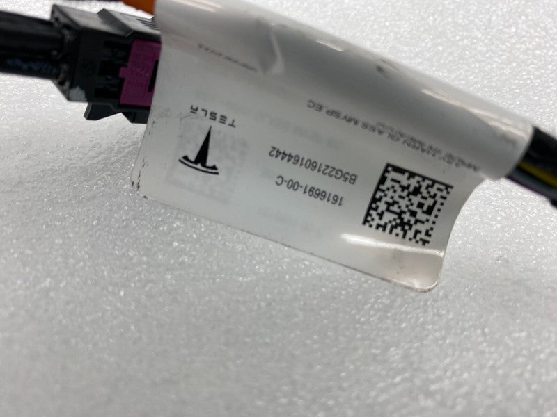 161669100C ⭕ 20-23 Model Y MY Front Windshield Triple Camera w/ Wiring Harness 1616691-00-C