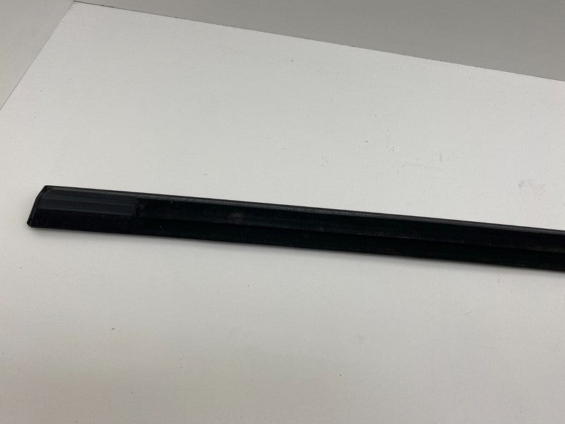 ⭕ 20-24 Tesla Model Y Rear Right Side Door Outer Belt Window Seal 1495