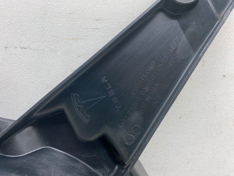 106051100B ⭕ 2016-2020 Tesla Model S Underhood Shock Tower Cover Trim Left OEM 1060511-00-B