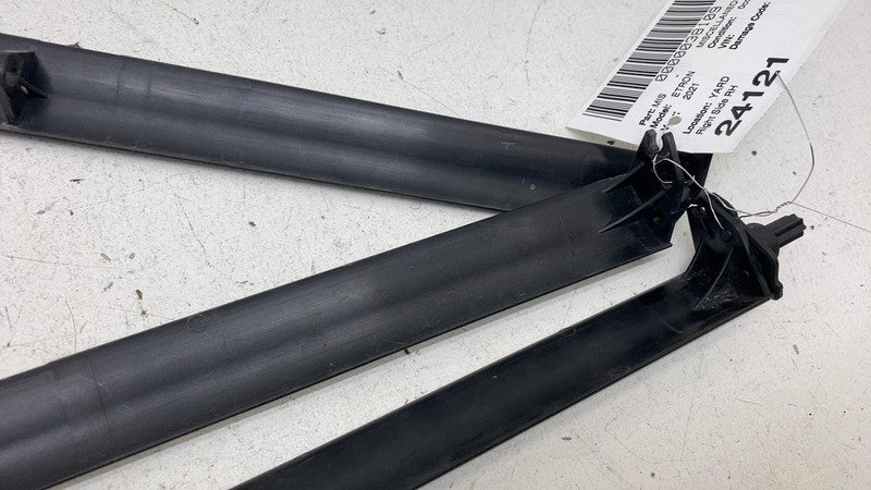 E16-105309-00 ⭕ 2019-2023 Audi E-Tron Quattro Intercooler Air Duct Guide Blinds Channel Blade