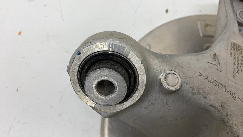 104441600G ⭕ 2017-2023 Model 3 Rear Spindle Knuckle & Brake Dust Shield Right 1044416-00-G