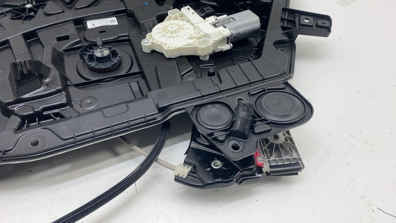 ⭕20-24 Model Y Front Right Door Window Regulator & Motor w/ Carrier 14