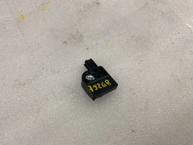 100527400B ⭕12-20 Model S Front Left or Right Acceleration Crash Impact Sensor 1005274-00-B