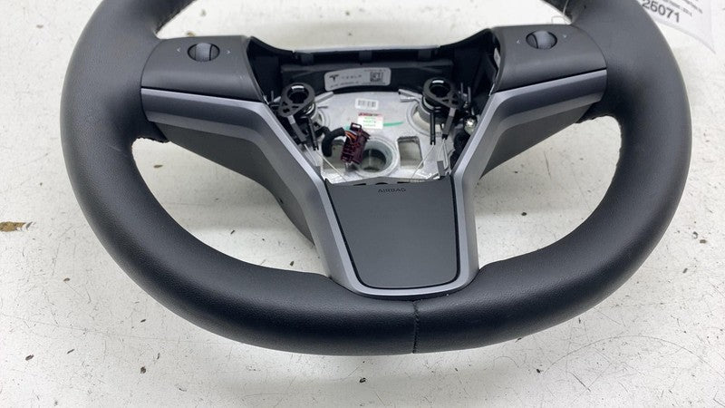 ⭕ 2021-2023 Tesla Model 3 Steering Wheel Assy Leather Black Heated 149