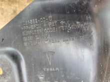 ⭕ 18-23 Tesla Model 3 Front Right Wheel Fender Liner Splash Shield 1081582-00-D