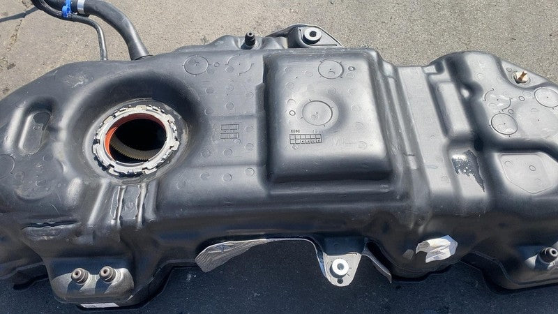 4M4201021GL ⭕ 2019-2024 Porsche Cayenne Fuel Tank w/ Pump & Pipe Hose Assembly 4M4201021GL