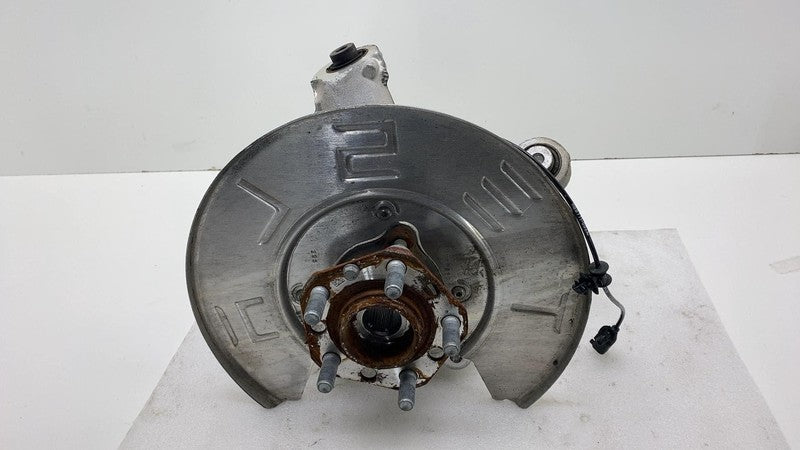 118841600F 2020-2024 Tesla Model Y Rear Right Spindle Knuckle Hub w/ ABS & Dust Shield OEM