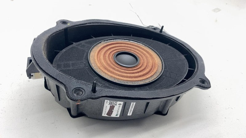 C100001455-F ⭕ 22-24 Rivian R1T R1S Rear Left or Right Door Audio Sound Speaker C100001455-F