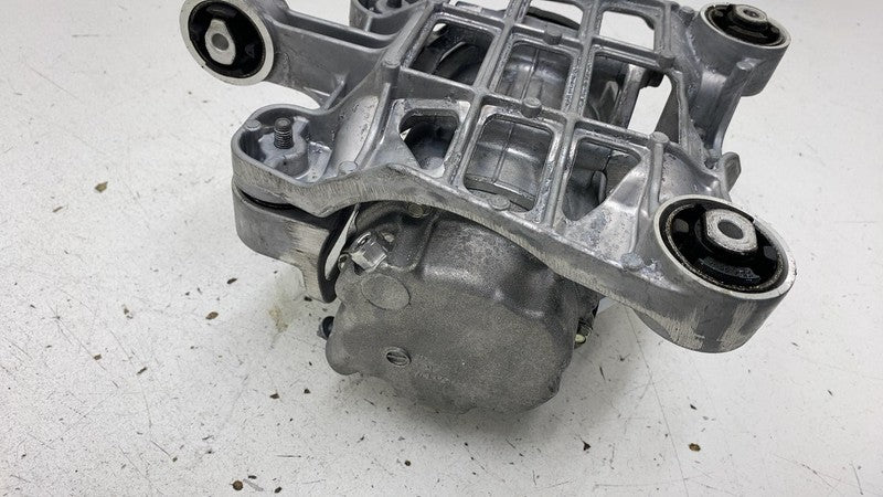 PT00050311 2022-2024 Rivian R1S Air Conditioning A/C Compressor Pump Unit w/ Mount Bracket