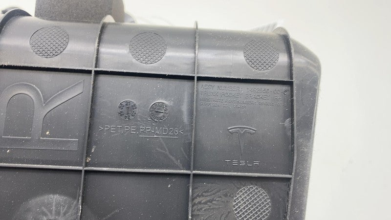 ⭕ 20-23 Tesla Model Y Rear Side Trunk Pocket End Bracket Right RH 1492
