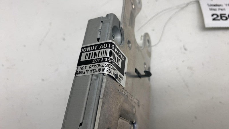 ⭕ 2017-2023 Tesla Model 3 Harman Becker Radio FM/HD Receiver Module 10