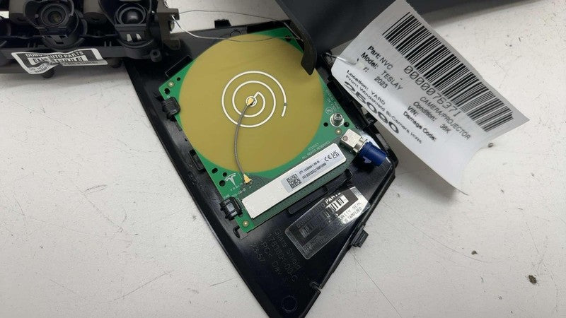 ⭕ 20-24 Tesla Model Y Electrochromatic Windshield Camera w/ Harness 19