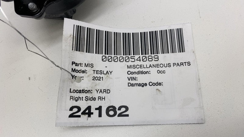 149378301B 2020-2023 Tesla Model Y Front Passenger Side 1st Row Seat Belt & Retractor Right