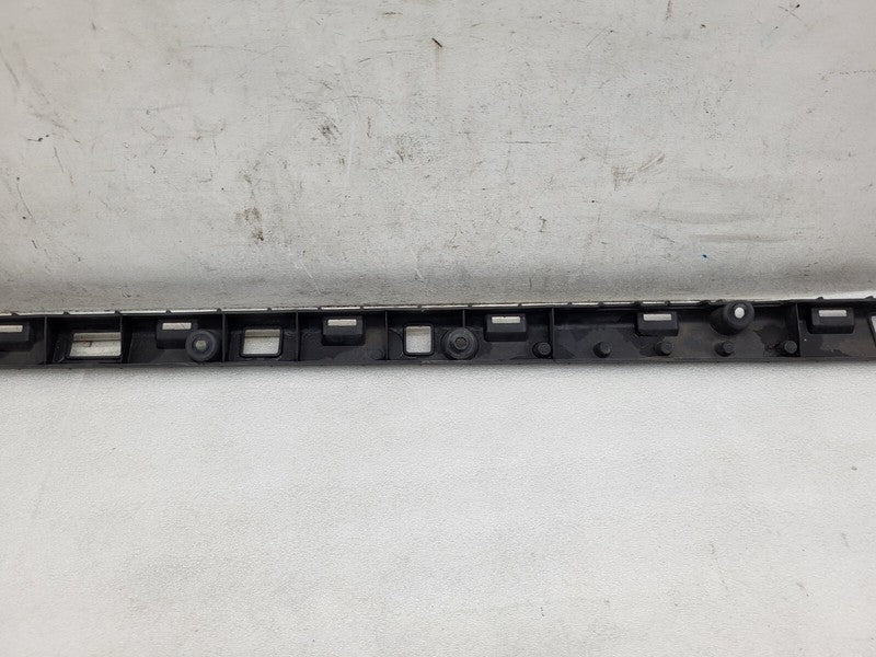 104669100B ⭕ 2016-2023 Tesla Model X Rocker Carrier Panel Trim Bracket Right 1046691-00-B