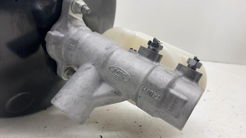 ⭕ 2018-2021 Lincoln Navigator Power Brake Booster & Master Cylinder JL