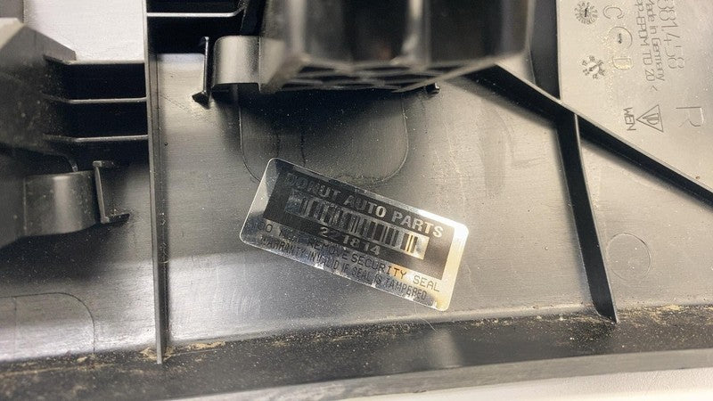 9Y0881458 ⭕ 2023 2024 2025 Porsche Cayenne Retainer Trim Support Bracket 9Y0882639