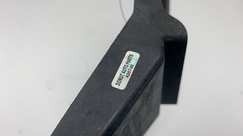 A1668804600 16-19 Mercedes-Benz GLE350 Rear Right Bumper Mount Support Bracket A1668804600