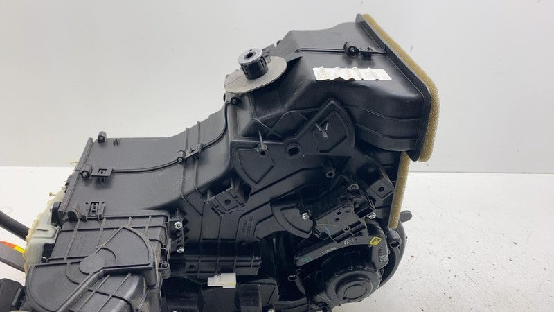 Miscellaneous Parts RIVIAN R1S 22