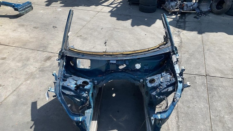 ⭕ 2024 Porsche Cayenne Front Left & Right Frame Horn Structural Cut Out Assembly