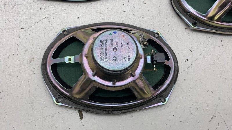 05091019AB ⭕ 2017-2024 Chrysler Pacifica Front and Rear Door Speaker 05091019AB (Set of 4)