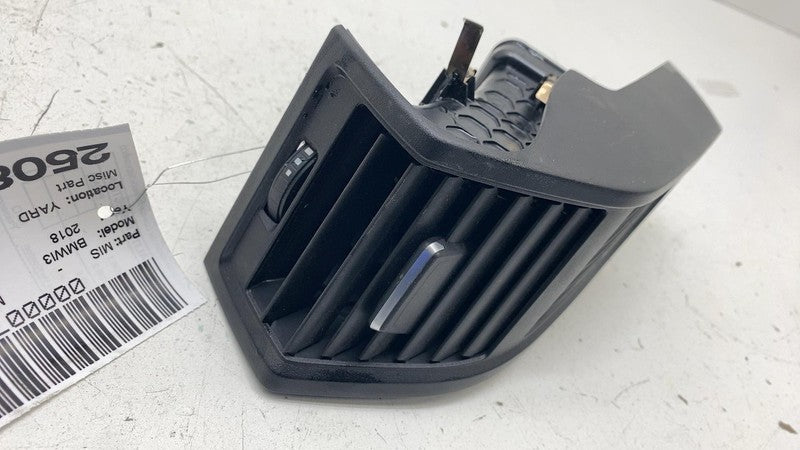 9283003 ⭕ 14-21 BMW i3 I01 Front Passenger Side Dash A/C Air Vent Grille Right 9283003