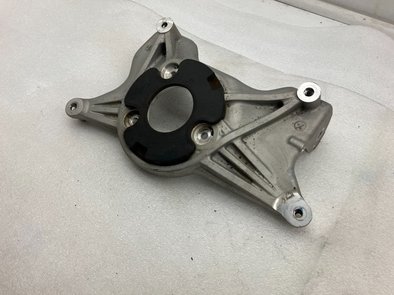 104437600D ⭕ 2017-2023 Tesla Model 3 M3 Front Right Upper Strut Mount Bracket 1044376-00-D