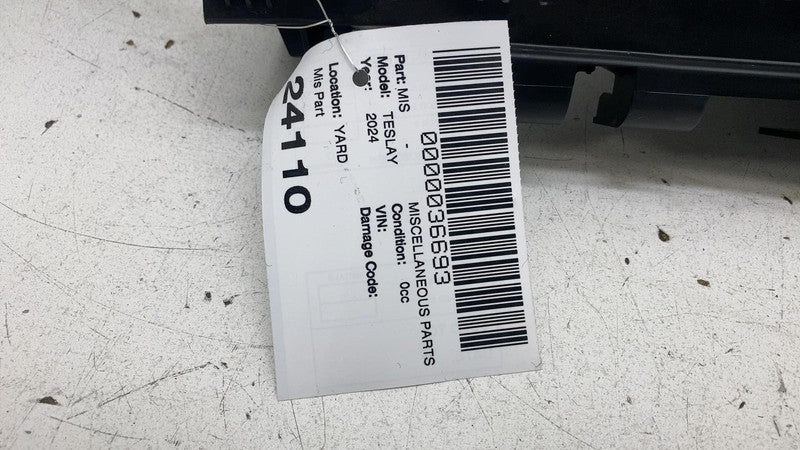 181661700A ⭕ 2020-2024 Tesla Model Y Passenger Side Trunk Rucket Bracket Right 1816617-00-A