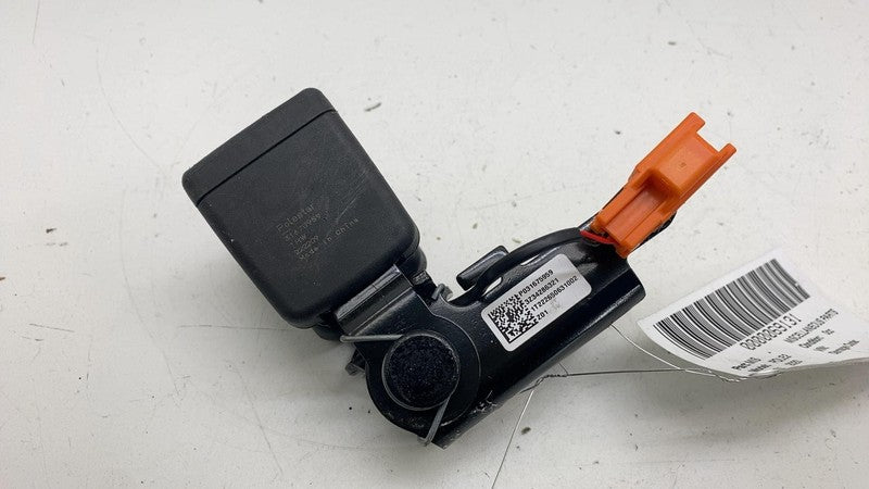 31675959 ⭕ 2021-2023 Polestar 2 Rear Left & Center Dual Seat Belt Catch Buckle 31675959