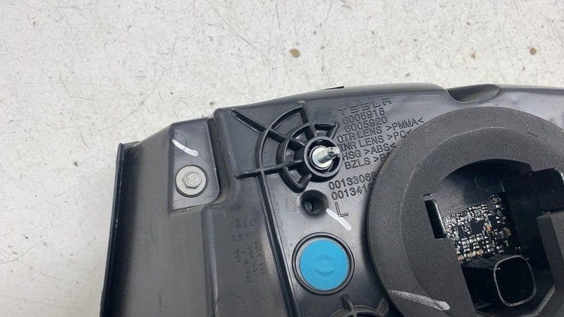 ⭕ 2012-2022 Tesla Model S Rear Left Taillight LED Outer Tail Lamp 6005