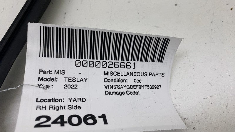 149767800C ⭕ 2020-2022 Tesla Model Y MY Passenger Side Body Header Seal Right 1497678-00-C