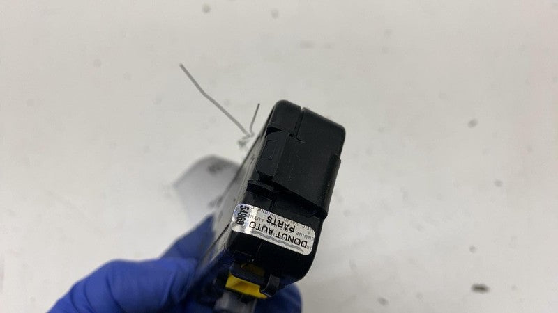 ⭕17-23 Tesla Model 3 Front Passenger Side Door Control Module Right 10