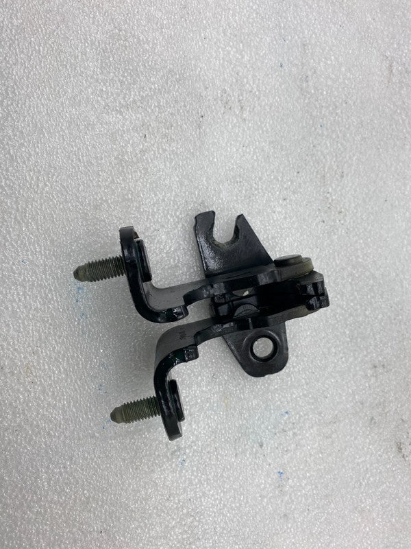 ⭕ 2017-2020 Tesla Model 3 M3 Rear Passenger Side Door Hinge Right Upper Assembly