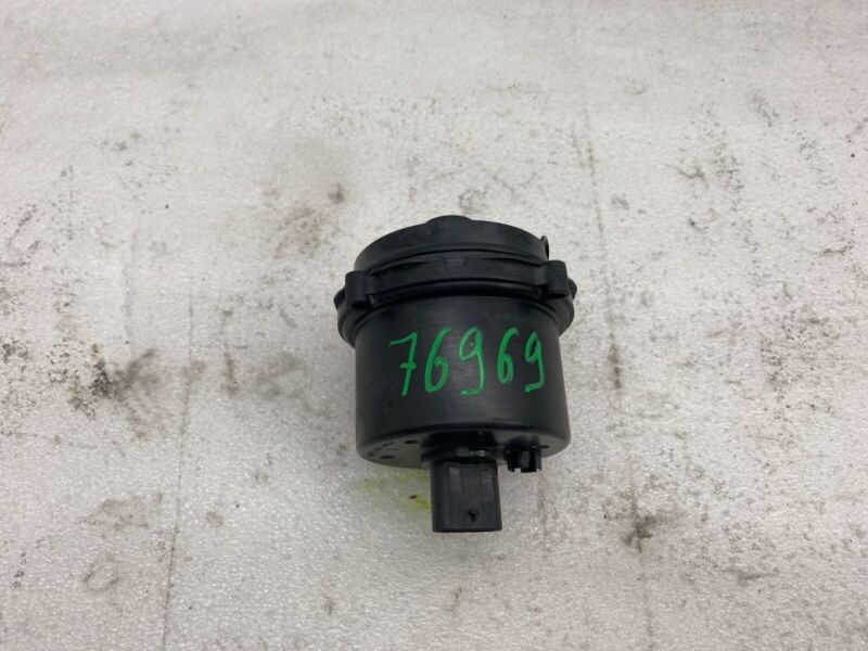 2017-2022 Tesla Model 3 M3 Radiator Reservoir Auxiliary Coolant Water Pump Motor