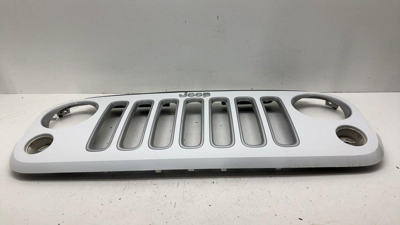 5NB84TRM ⭕ 07-18 Jeep Wrangler Front Bumper Radiator Grille Assembly White PW7 5NB84TRM