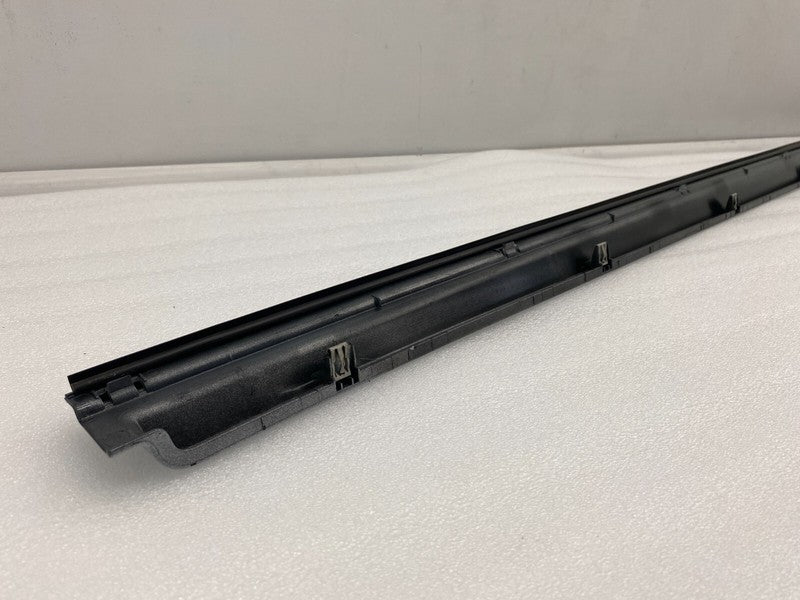 101221700F ⭕ 2012-2023 Model S Passenger Side Skirt Molding Scuff Plate Right 1012217-00-F