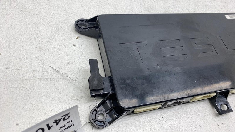 104390010D ⭕ 2016-2020 Tesla Model X Rear Body Chassis Control Module BCM TSTD 1043900-10-D