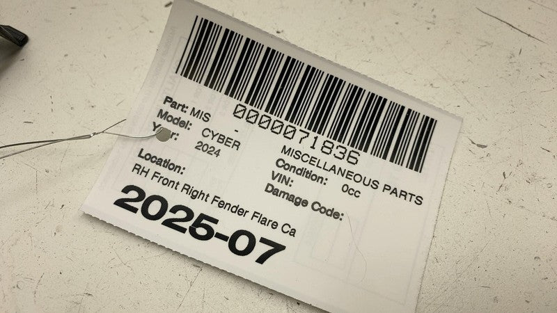 1783431-00-C ⭕ 2024 2025 Tesla Cybertruck  Front Right Side Fender Flare Carrier 1783431-00-C