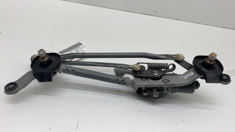 85110-10440 ⭕2018-2022 Toyota CHR Windshield Wiper Transmission Linkage w/ Motor 85110-10440