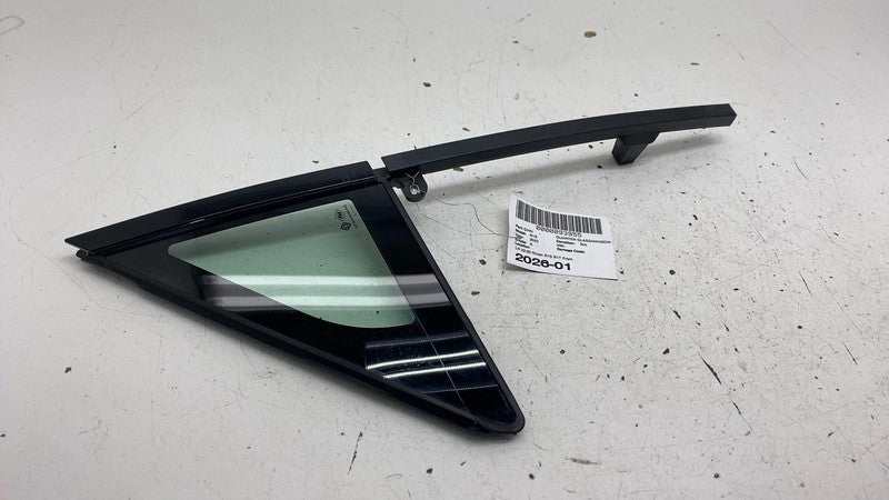 ⭕22-25 Rivian R1S Front Left Door Corner Quarter Fixed Glass Window PT