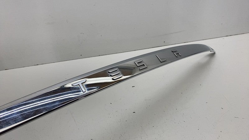 102577600A ⭕ 12-20 Tesla Model S Rear Liftgate Trunk Lid Chrome Trim Molding 1025776-00-A