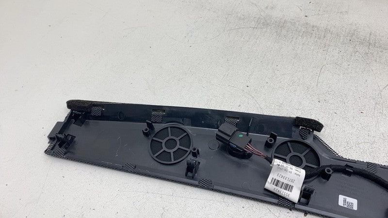 PT00001450E 2022-2024 Rivian R1T R1S Front Dash Mesh Upper Speaker Grille Cover Trim Panel