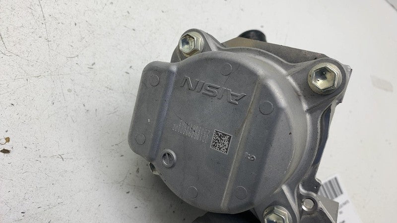 ⭕ 2023 2024 Toyota Prius 2.0L Engine Coolant Water Pump Assembly OEM FWD