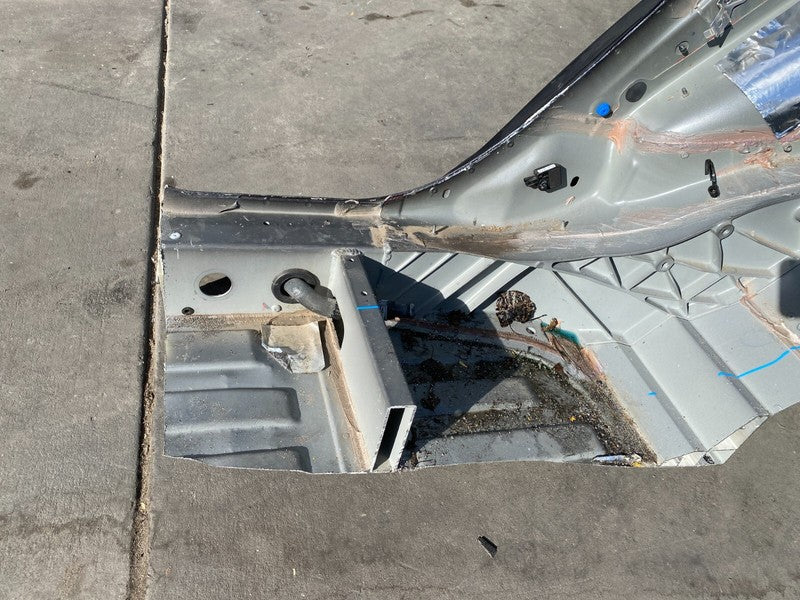 ⭕ 2012-2015 Tesla Model S Rear Right Quarter Structural Body Panel Fra