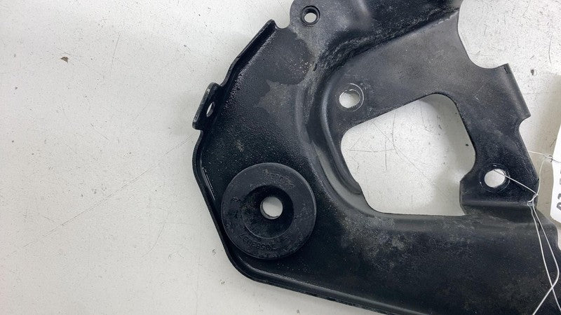 70583037 ⭕ 14-20 Maserati Ghibli Front Left/Right Air Intake Cleaner Box Bracket 70583037