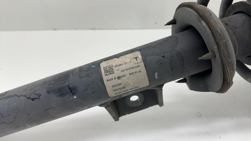 ⭕ 18-23 Model 3 M3 Front Left Shock Strut + Control Arm + Bracket 1044