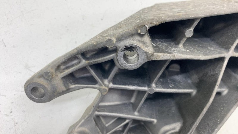 6864595 ⭕ 2018-2023 BMW 530e Driver Side Engine Motor Mount Bracket Support Left 6864595