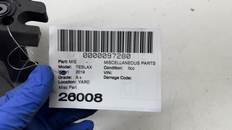 ⭕ 16-20 Tesla Model X Left Headlamp Support Headlight Mount Bracket 10