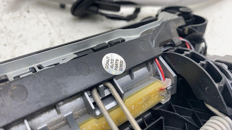 Outside Door Handle VOLKSWAGEN ID4 Right 25